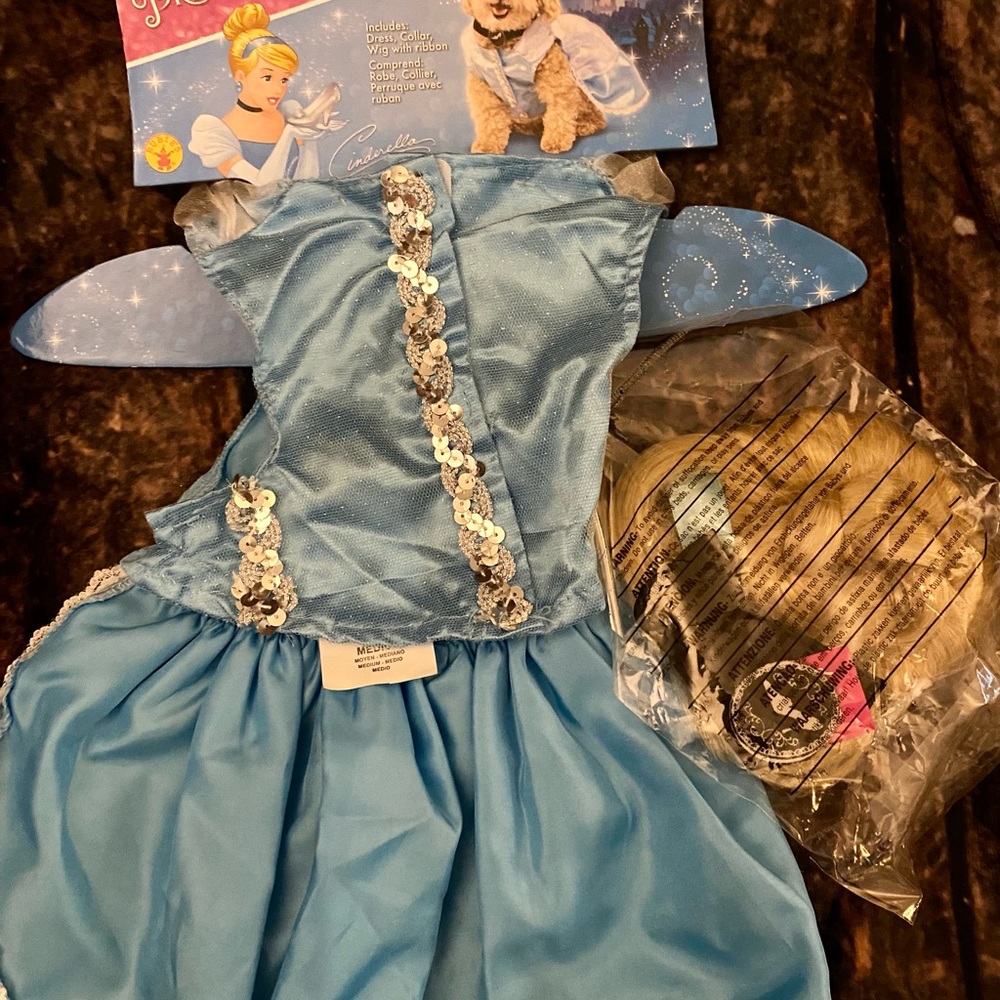 Rubies Cinderella Pet Costume with Wig-Medium (MSRP $30.35) - Picture 2 of 4